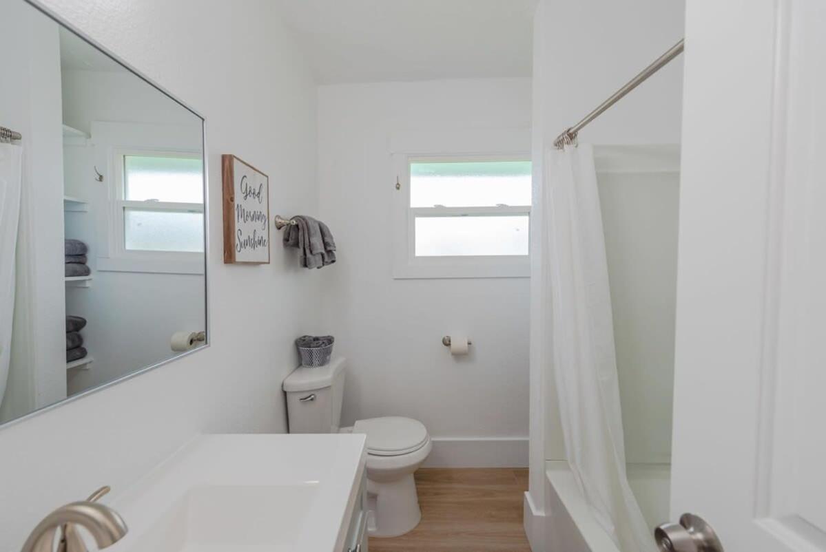 #Stayinmydistrict Coos Bay Cypress Cottage Buitenkant foto