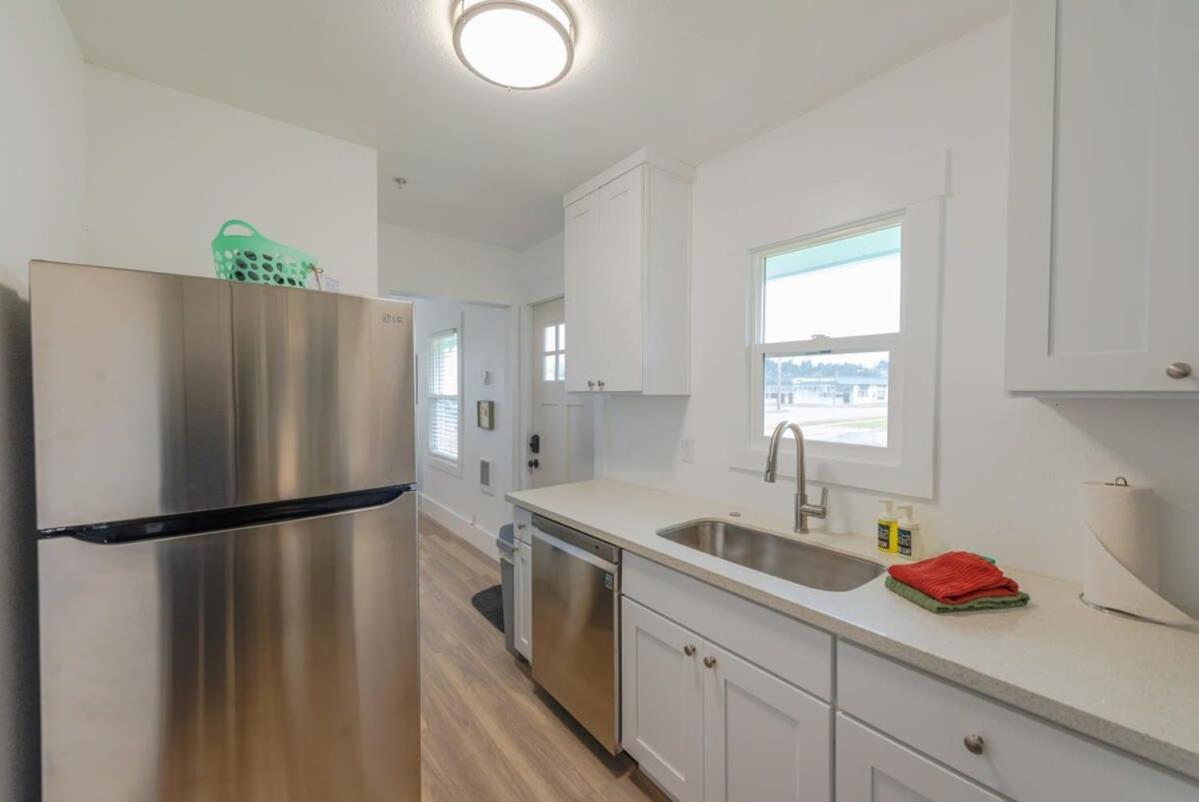 #Stayinmydistrict Coos Bay Cypress Cottage Buitenkant foto
